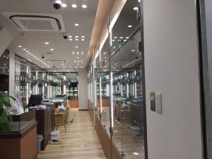 心斎橋筋商店街ブランドショップ　”宝美堂”　6月7日グランドオープンしました♪　ＲＯＬＥＸ！！
